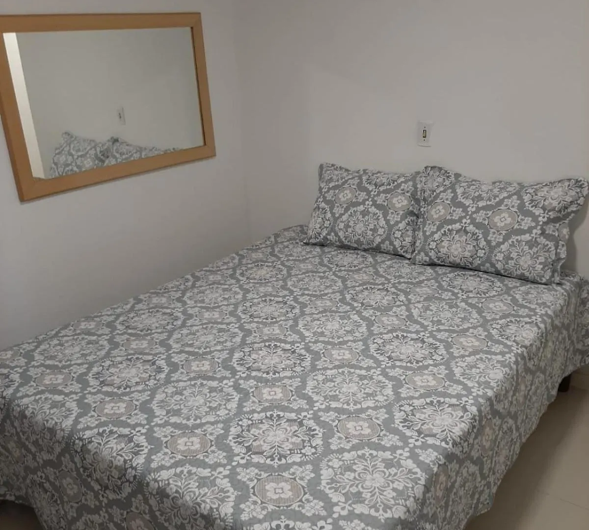 Meia Praia - Apartamento Com Sacada Ampla E Churrasqueira, Proximo A Praia E A Avenida Principal. Itapema Brasil