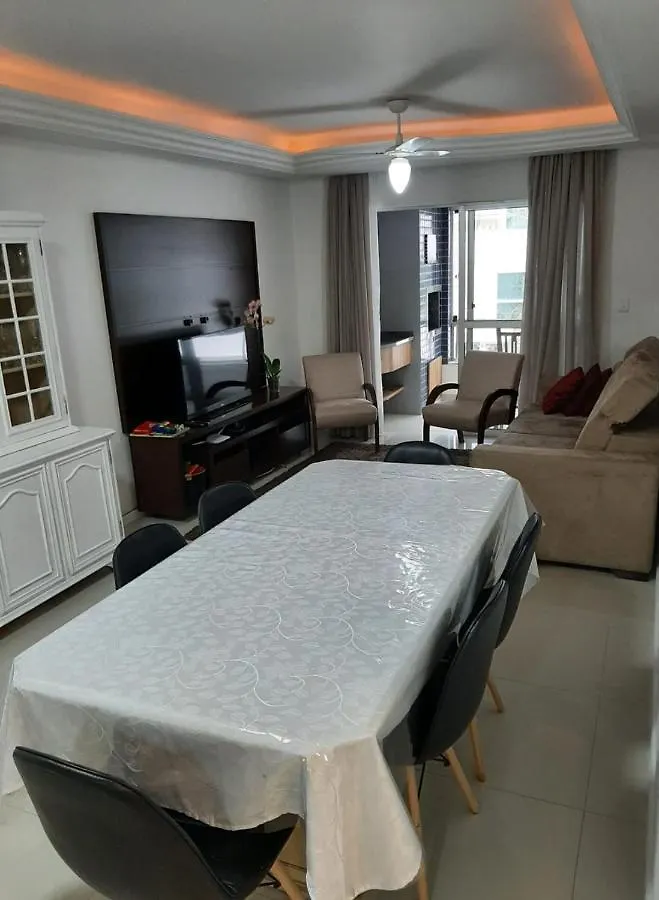 Meia Praia - Apartamento Com Sacada Ampla E Churrasqueira, Proximo A Praia E A Avenida Principal. Itapema 0*,